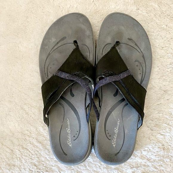 Eddie Bauer Black Flip Flops - Picture 1 of 4